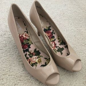 Nude Open Tow Heels